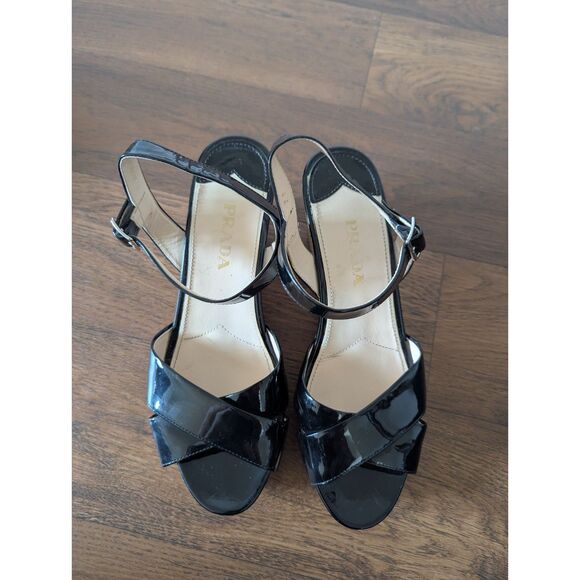 Prada Patent Leather And Cork Wedge Sandals UE39/US 6.5 - Picture 3 of 10